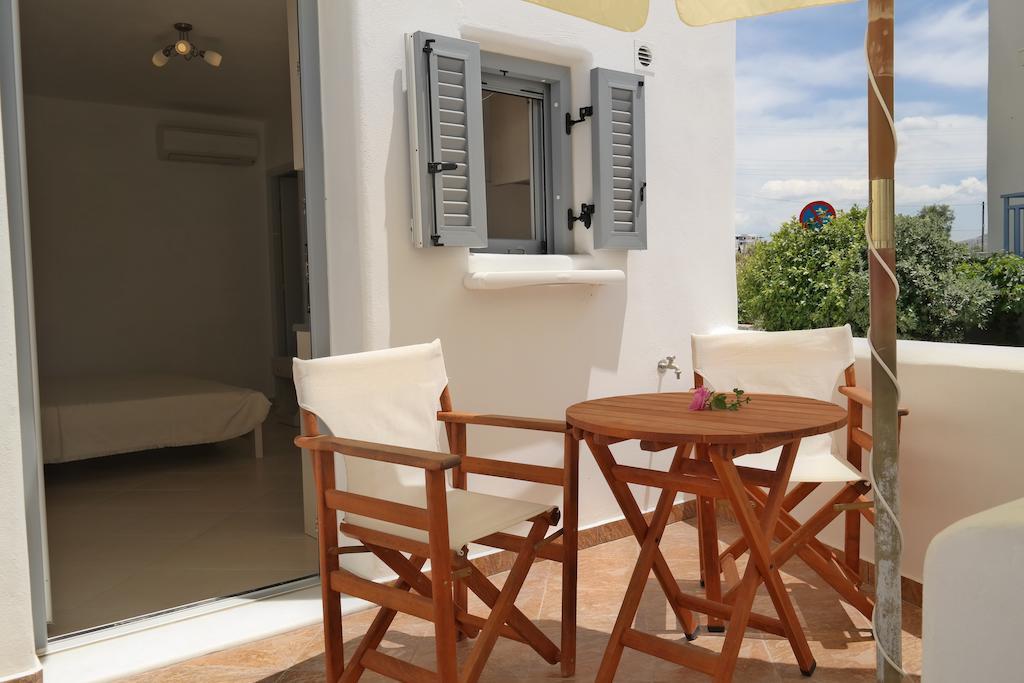 Theofanis Studios Agia Anna  Pokoj fotografie